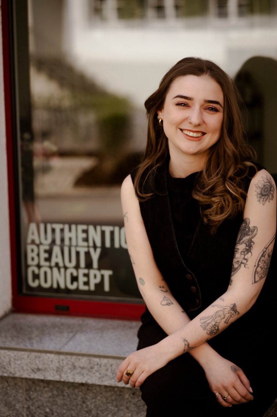 Céline Loher, Inhaberin und Coiffeuse EFZ, im Atelier